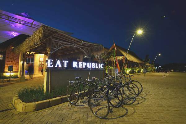 Ayo Nyoba Makan di Eat Republic South City 3