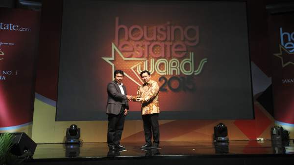 Orange County menerima Penghargaan HousingEstate Awards 2015 sebagai 