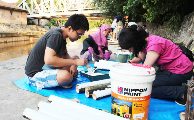 Nippon Paint Melakukan Revitalisasi Kawasan Kumuh